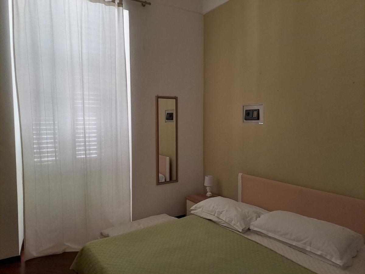 Larysa Apartment Sanremo Exterior photo