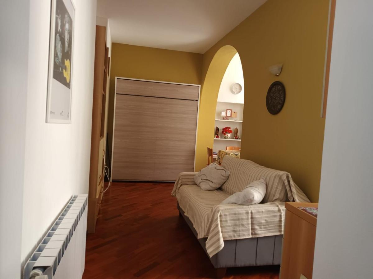 Larysa Apartment Sanremo Exterior photo